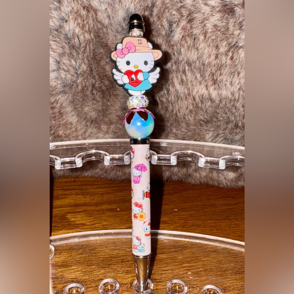 Hello Kitty Cute Pen Handmade Decorated Designer Beaded Lux Hat Sparkles💖Shines